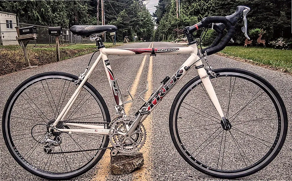 Trek 2200 Alpha Superlight 18 Speed Road Bicycle